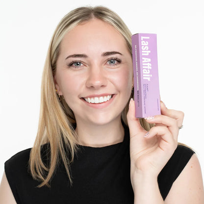 Flaunt® Serum Powered Mascara