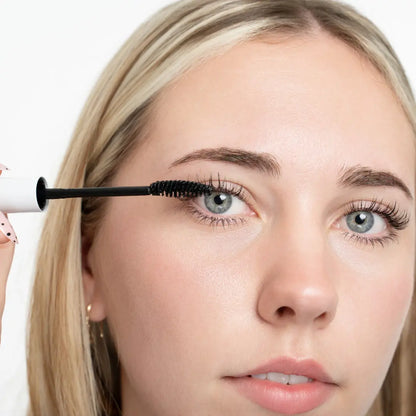 Flaunt® Serum Powered Mascara